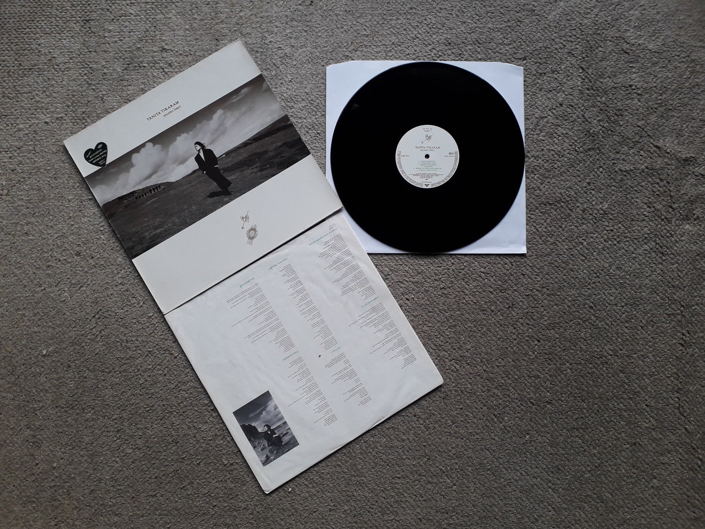 Tanita Tikaram-Ancient Heart LP (WX 210)