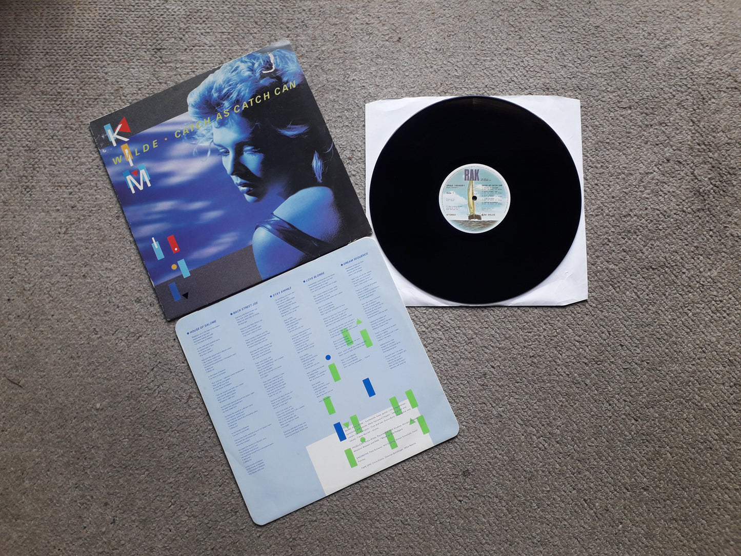 Kim Wilde-Catch As Catch Can LP (SRAK 1654081)