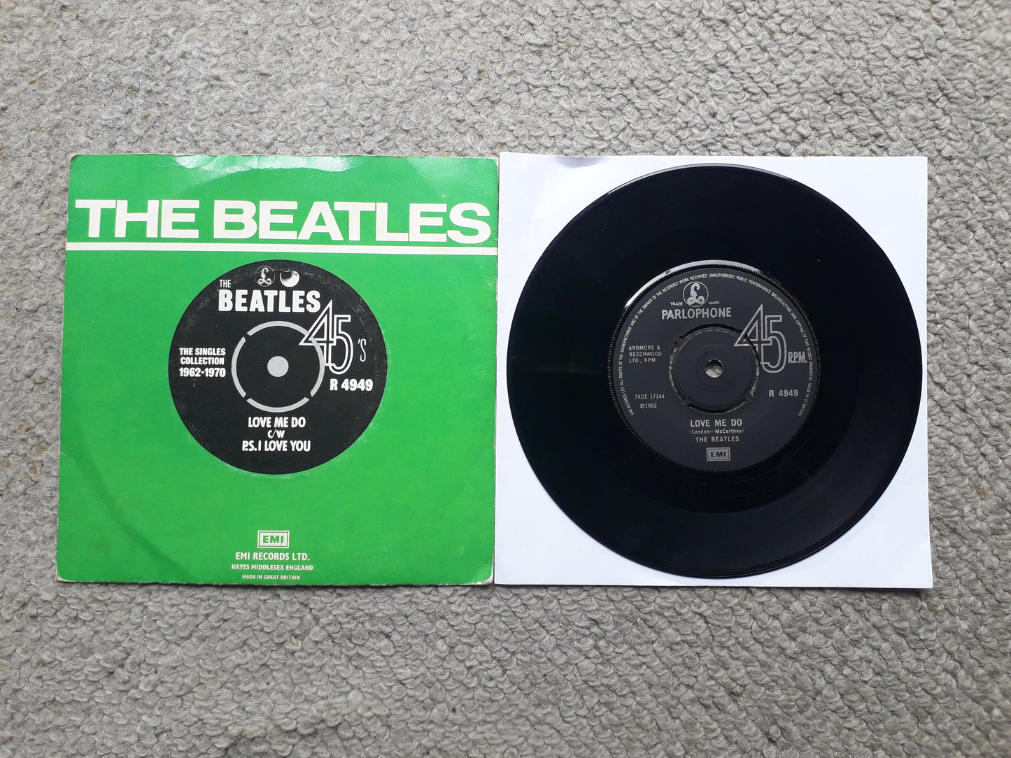 The Beatles-Love Me Do 7" (R 4949) 1976 reissue