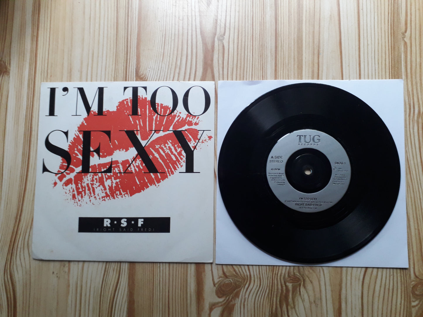 Right Said Fred-I'm Too Sexy 7" (SNOG 1)
