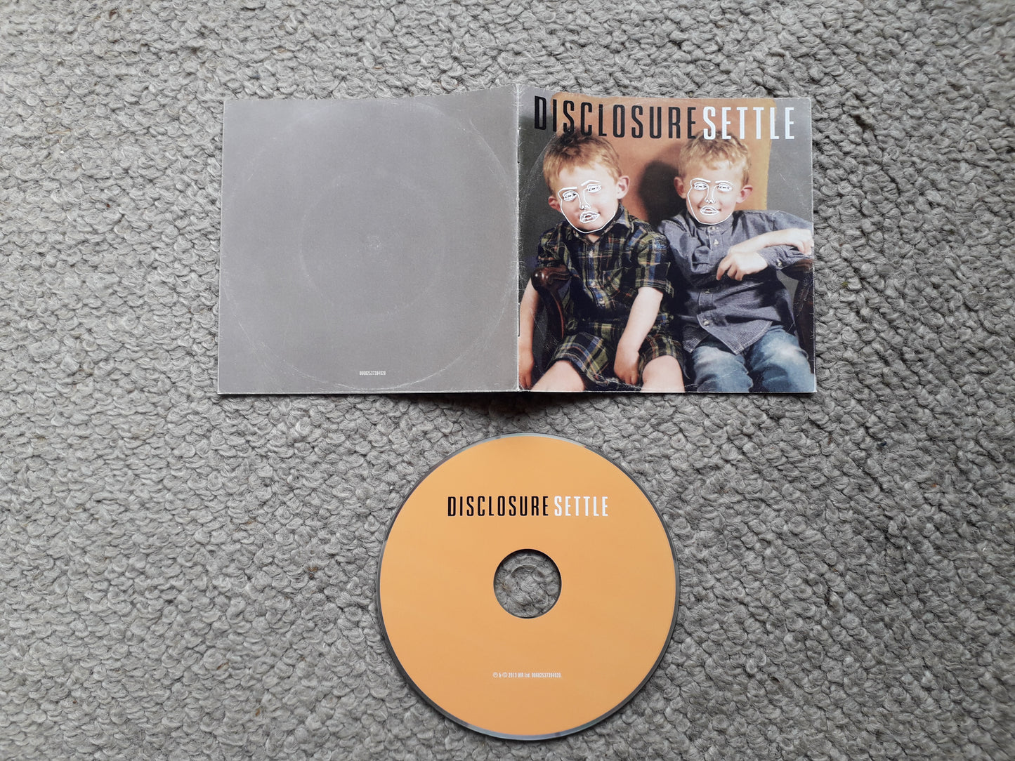 Disclosure-Settle CD (00602537394920)