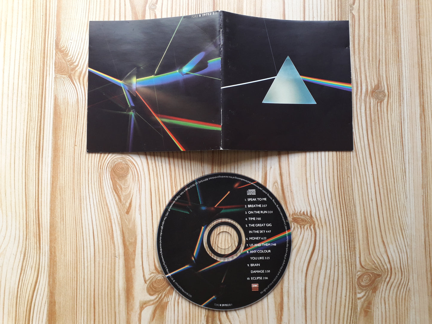 Pink Floyd-Dark Side Of The Moon CD ( CDEMD 1064)