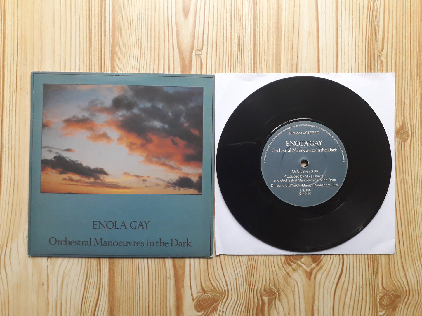 Orchestral Manoeuvres In The Dark – Enola Gay 7" (DIN 22)