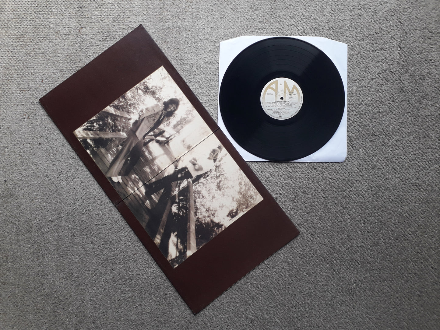 Carpenters-The Singles 1969-1973 LP G/Fold (AMLH 63601)