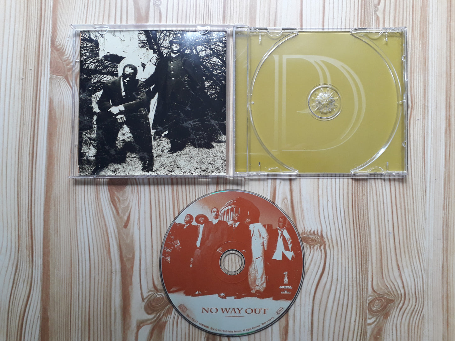 Puff Daddy & The Family–No Way Out CD (78612 73012 2)