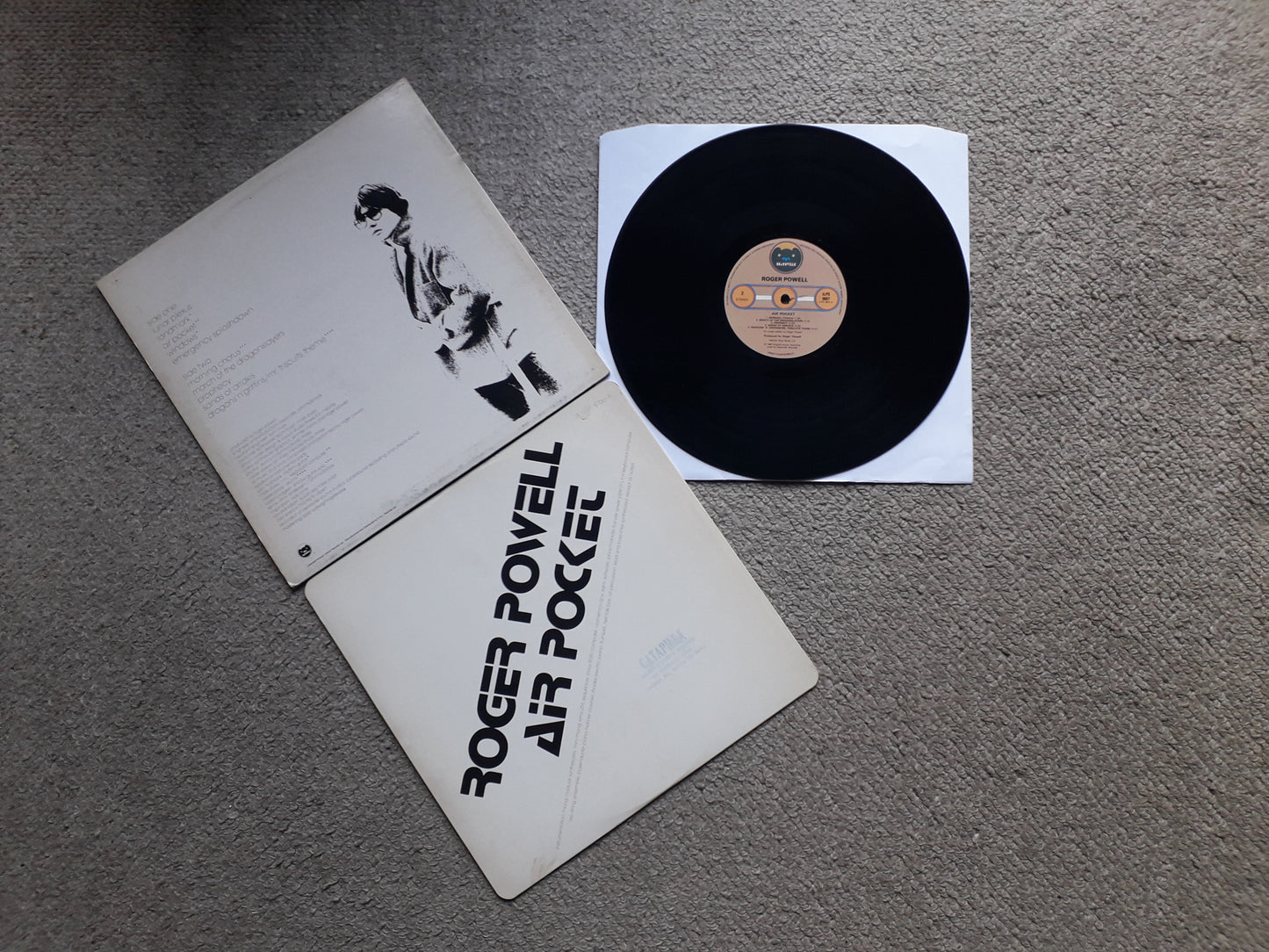 Roger Powell-Air Pocket LP (ILPS 9807)