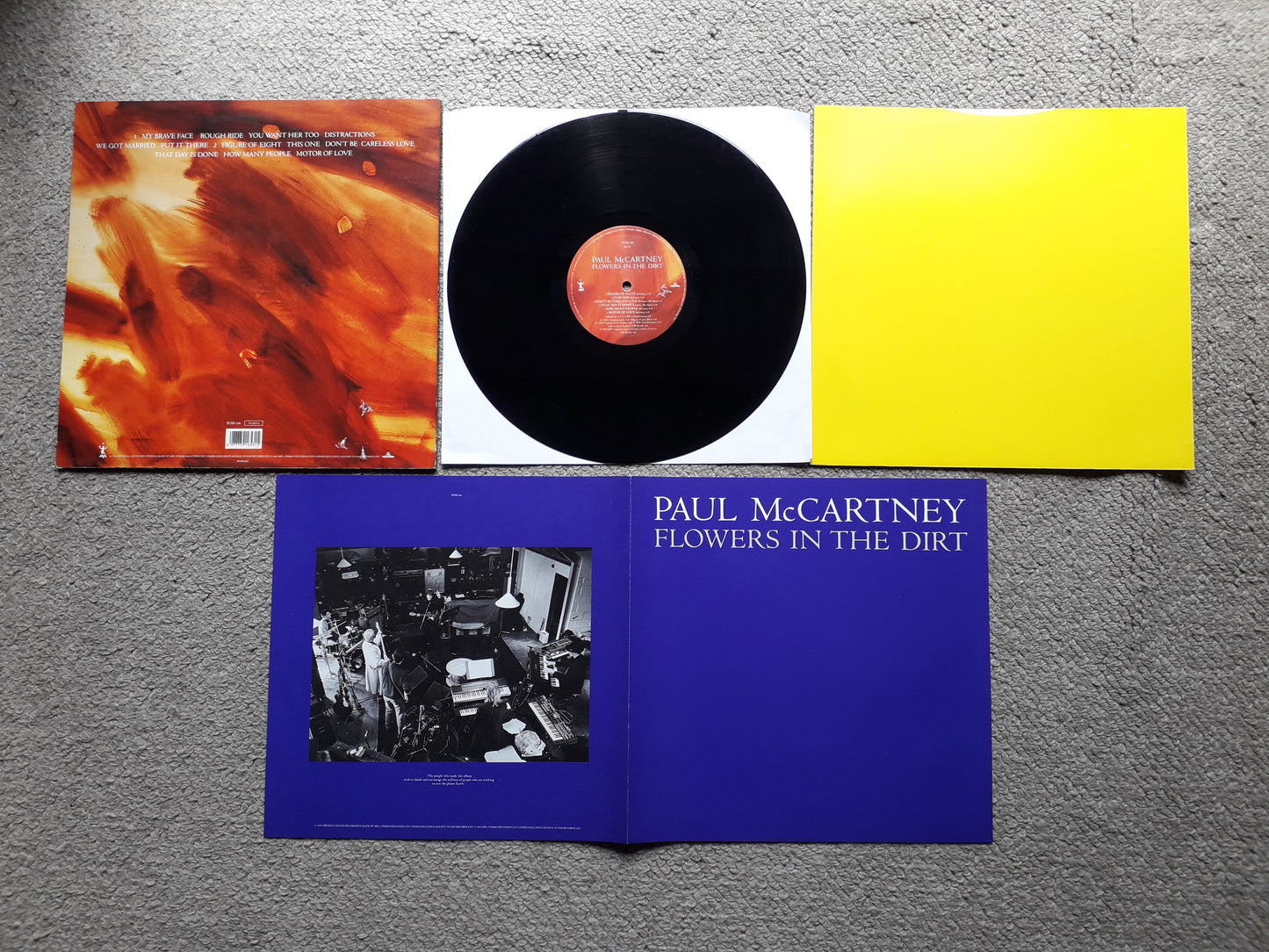 Paul McCartney-Flowers In The Dirt LP (PCSD 106)