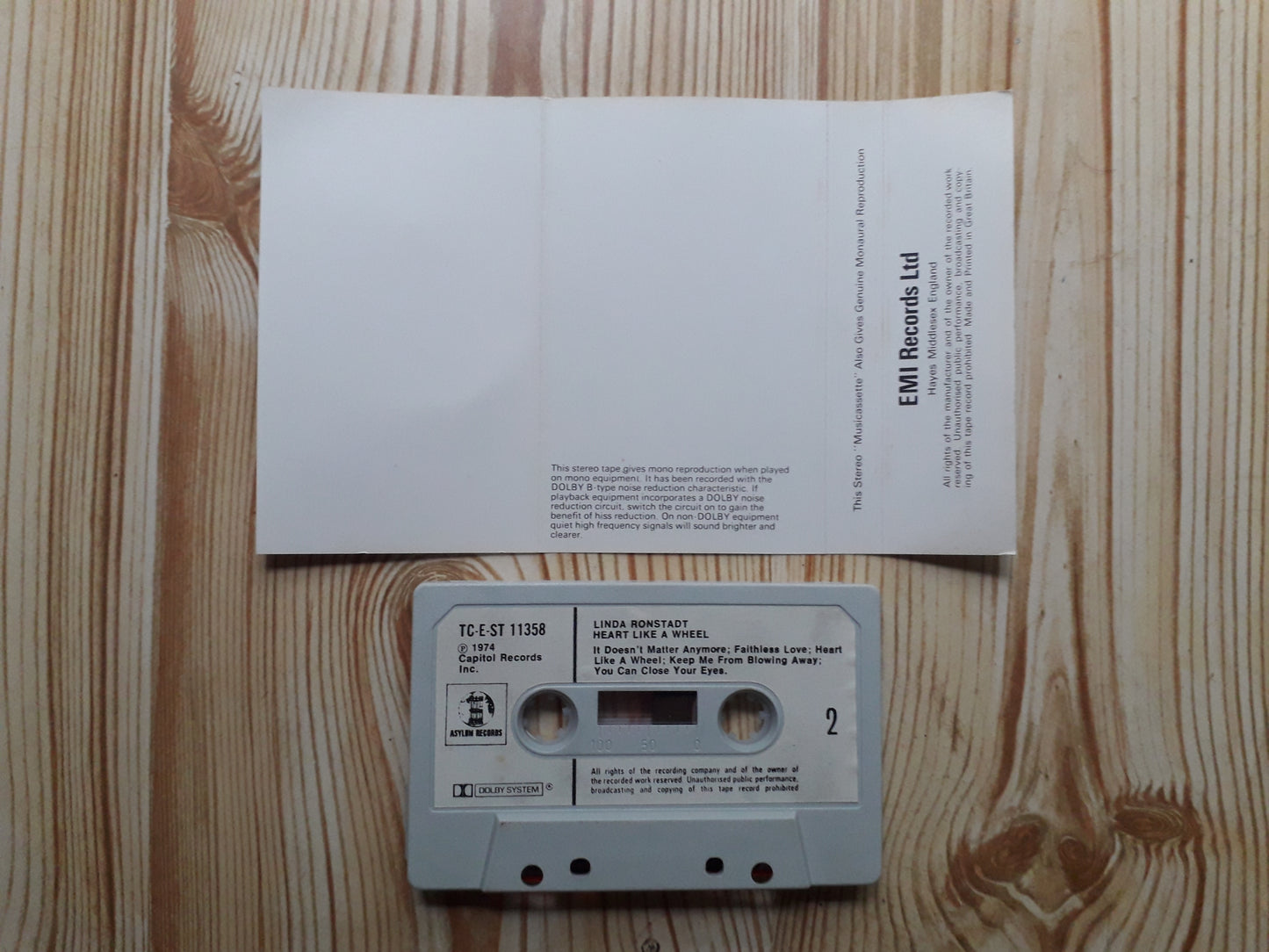 Linda Ronstadt-Heart Like A Wheel Cassette (TC-E ST 11358)