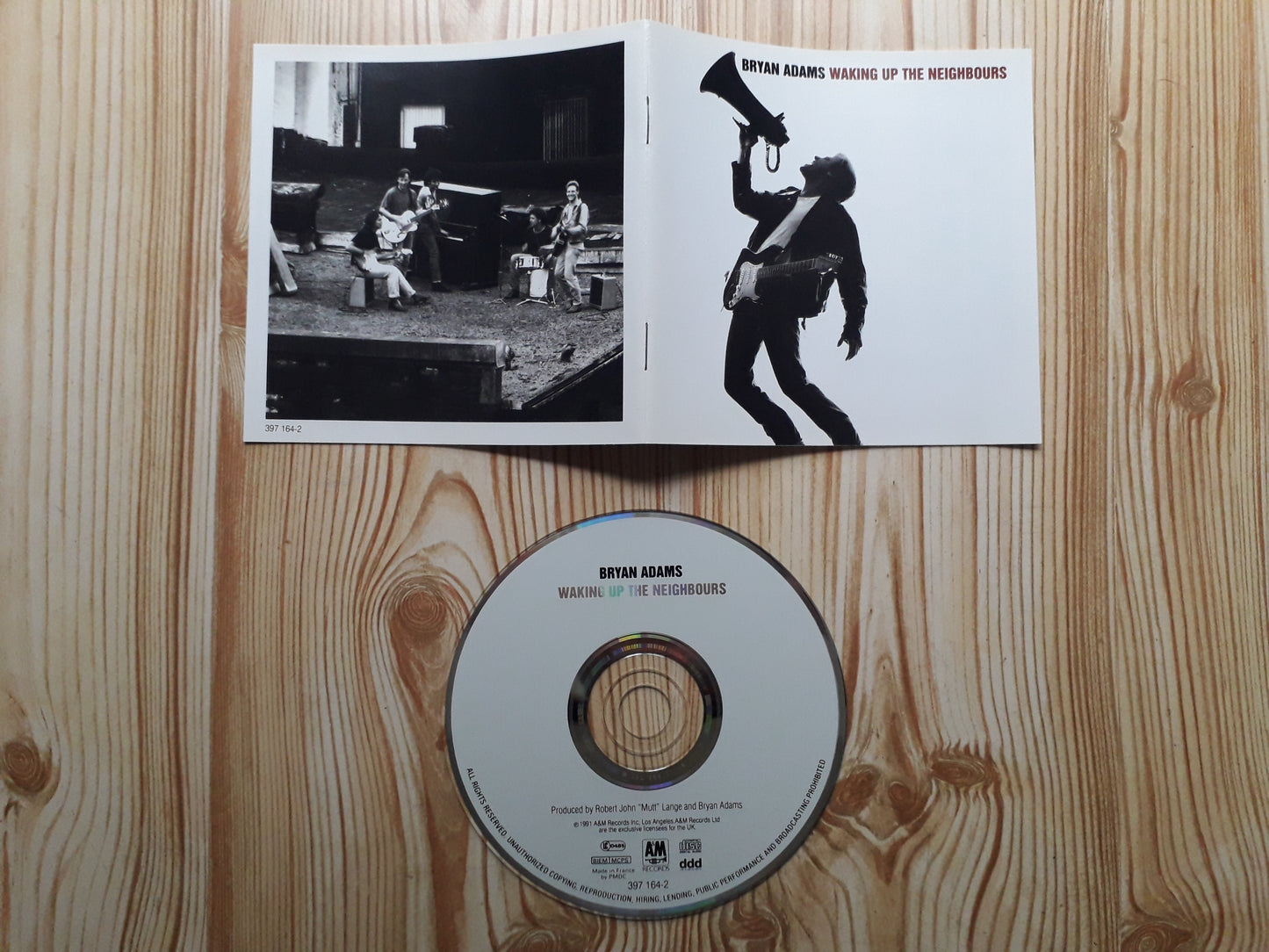 Bryan Adams-Waking Up The Neighbours CD (397 164-2)