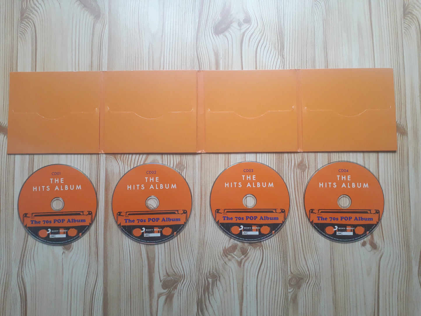 Various–The Hits Album The 70s Pop Album 4 X CD (19075944682)