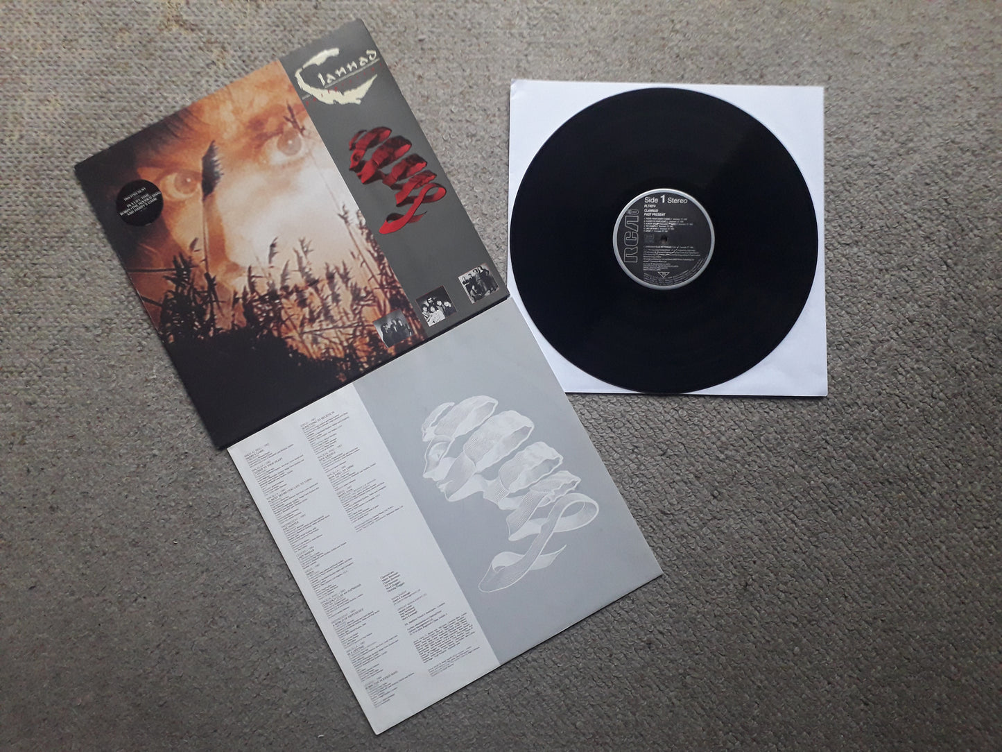Clannad-Pastpresent LP (PL74074)
