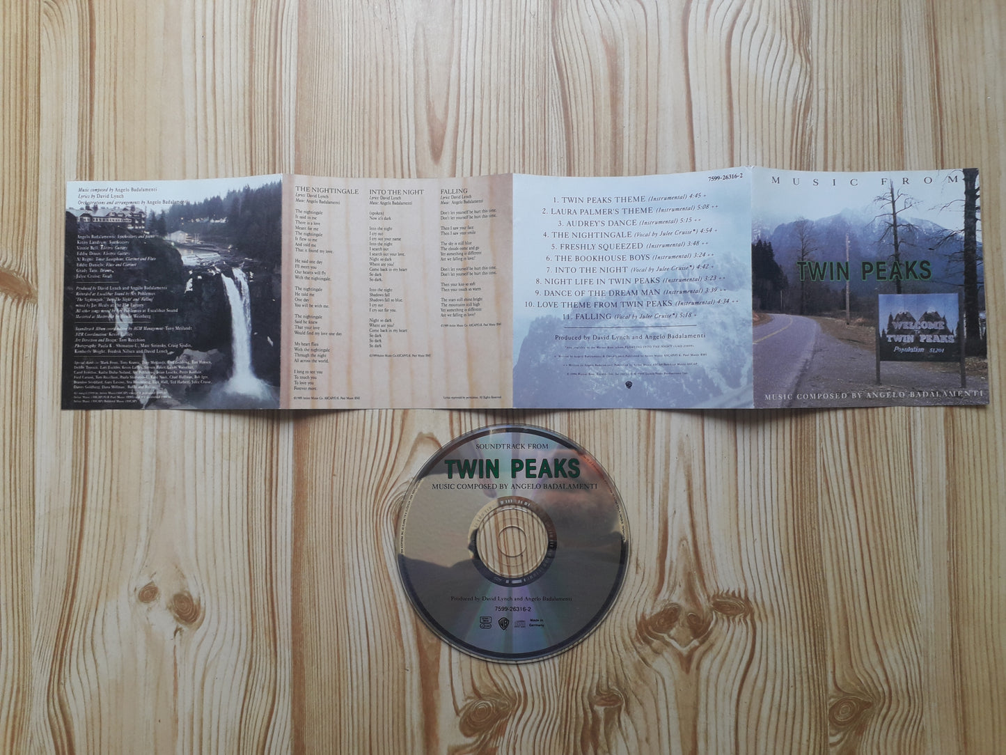 Angelo Badalamenti–Music From Twin Peaks CD (7599-26316-2)