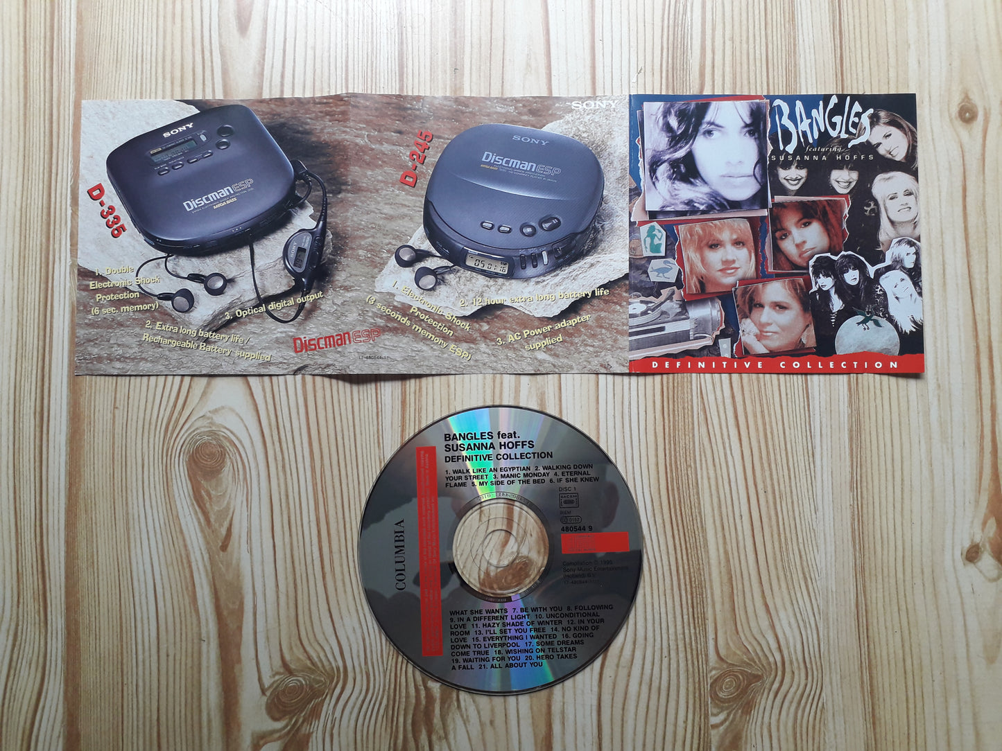 Bangles Featuring Susanna Hoffs–Definitive Collection CD (480544 2)