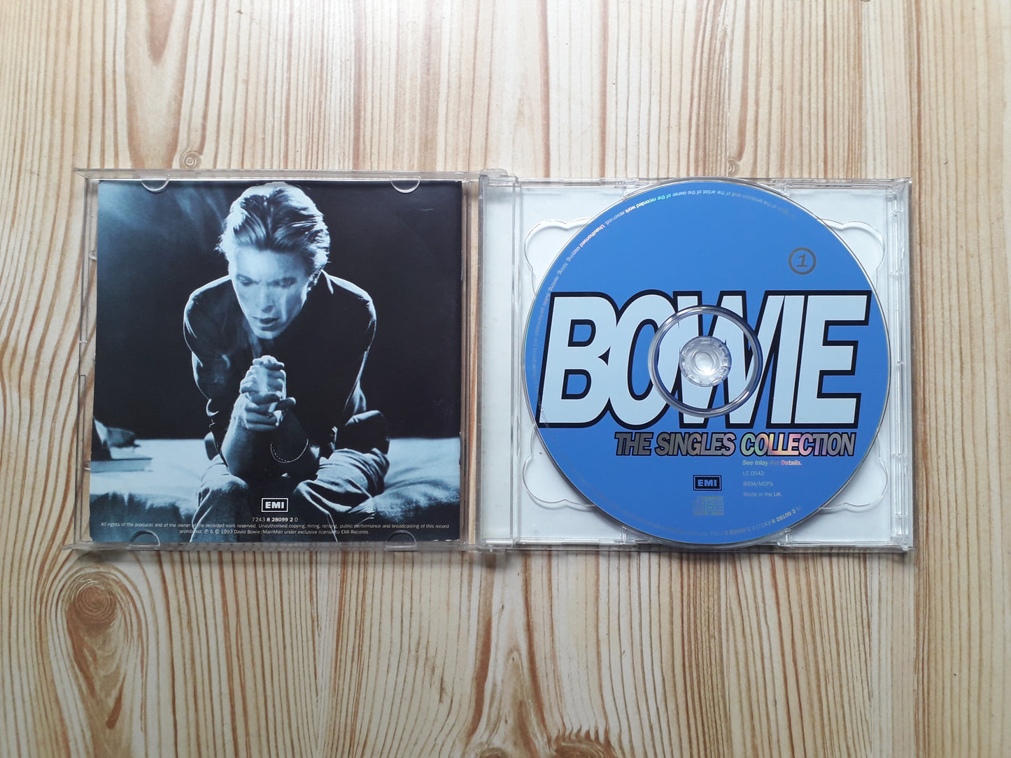 David Bowie-The Singles Collection Dbl CD (7243 8 28099 2 0)