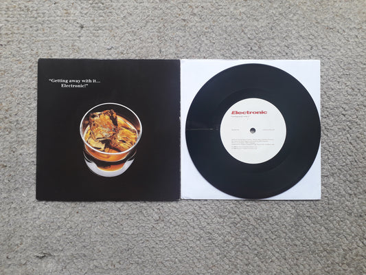 Electronic-Getting Away With It... 7" (Fac257/7)
