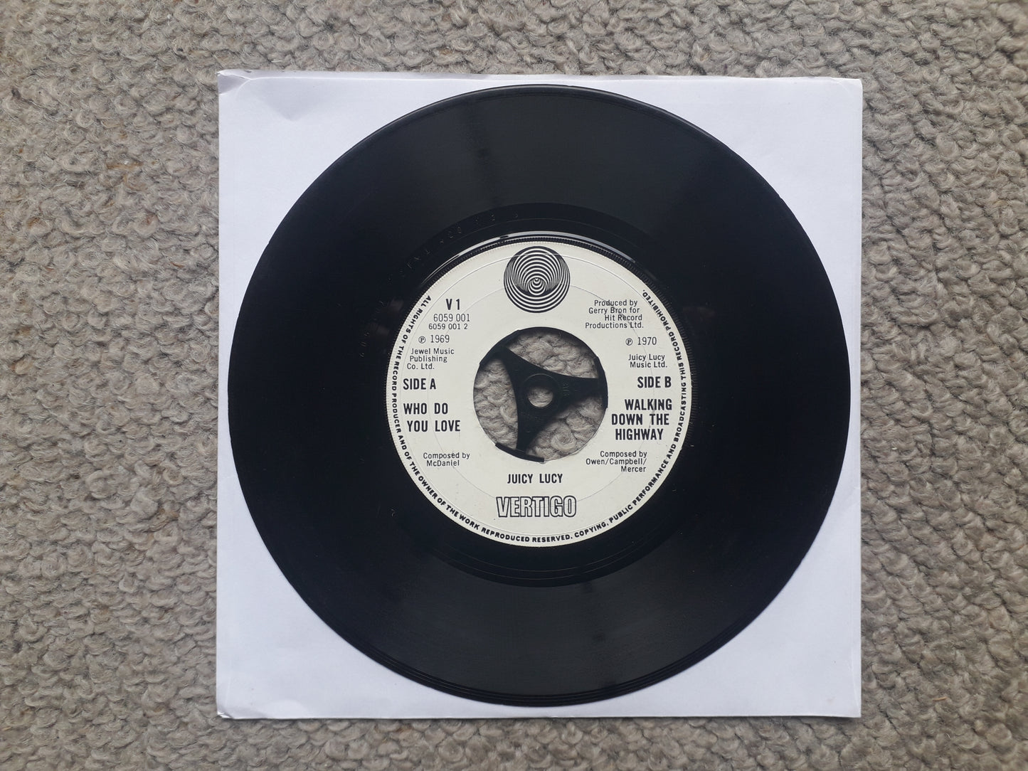 Juicy Lucy-Who Do You Love 7" (V1)