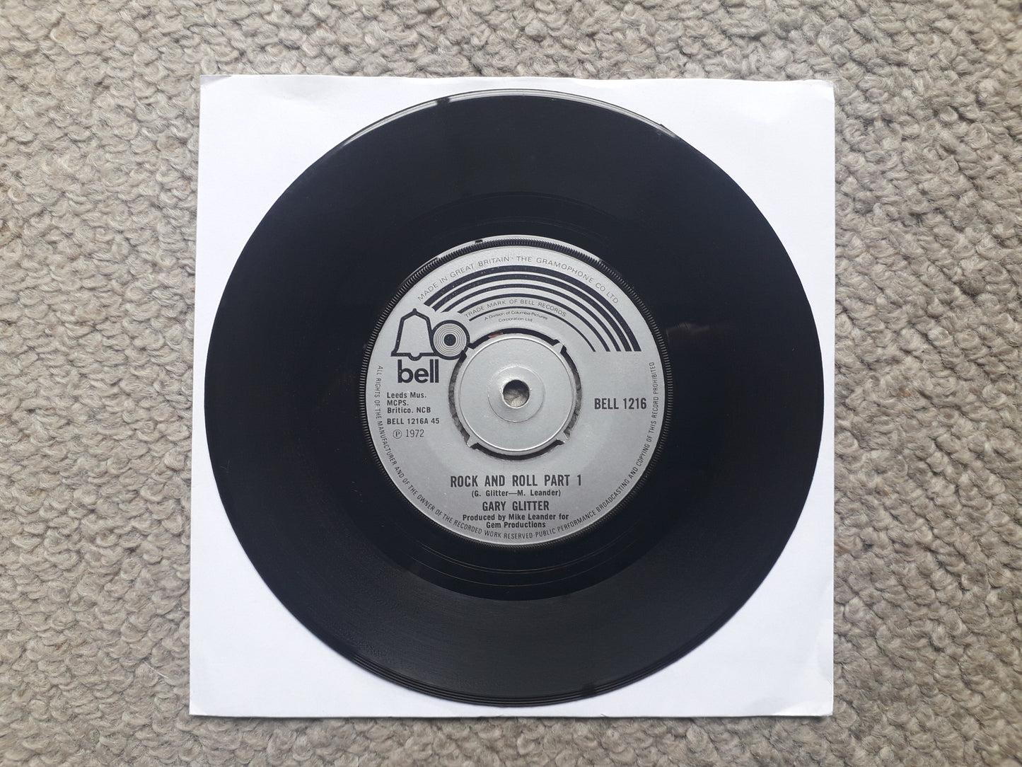 Gary Glitter-Rock And Roll Part 1 & 2   7" (BELL 1216)