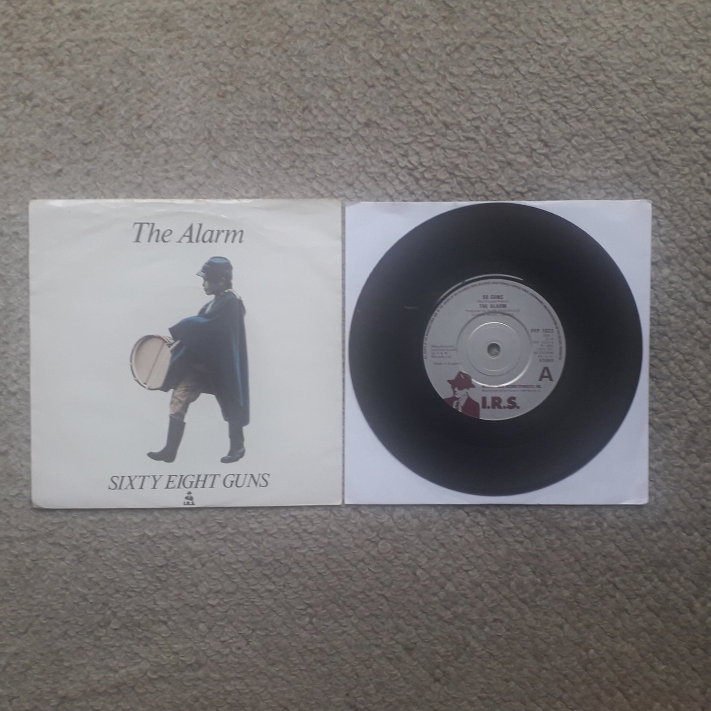 Alarm-Sixty Eight Guns 7" (PFP 1023)